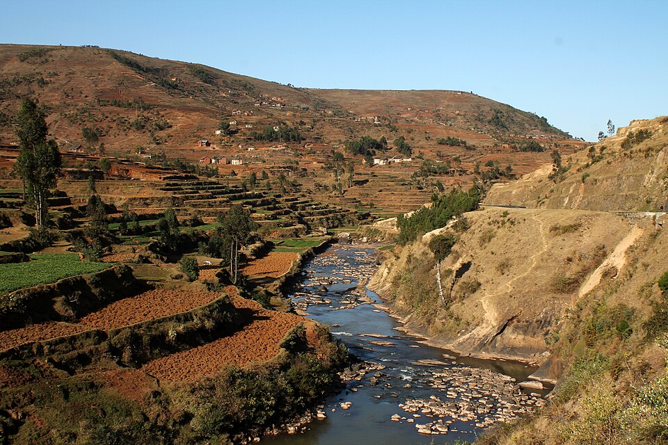 Madagascar — local market for online stores
