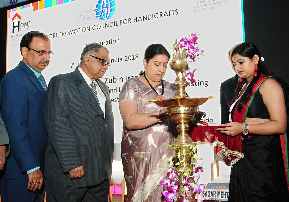 Greater Noida — local market for mobile commerce apps