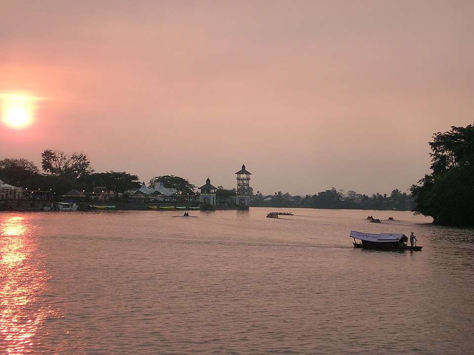 Kuching — service booking platforms for local businesses