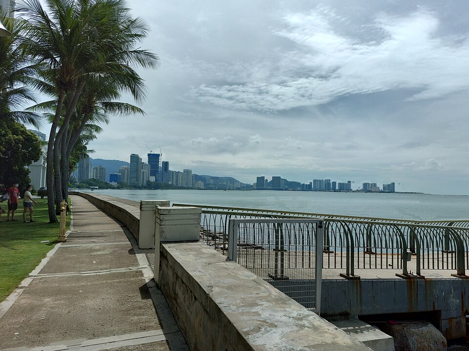 George Town — international and multi-region stores for local businesses