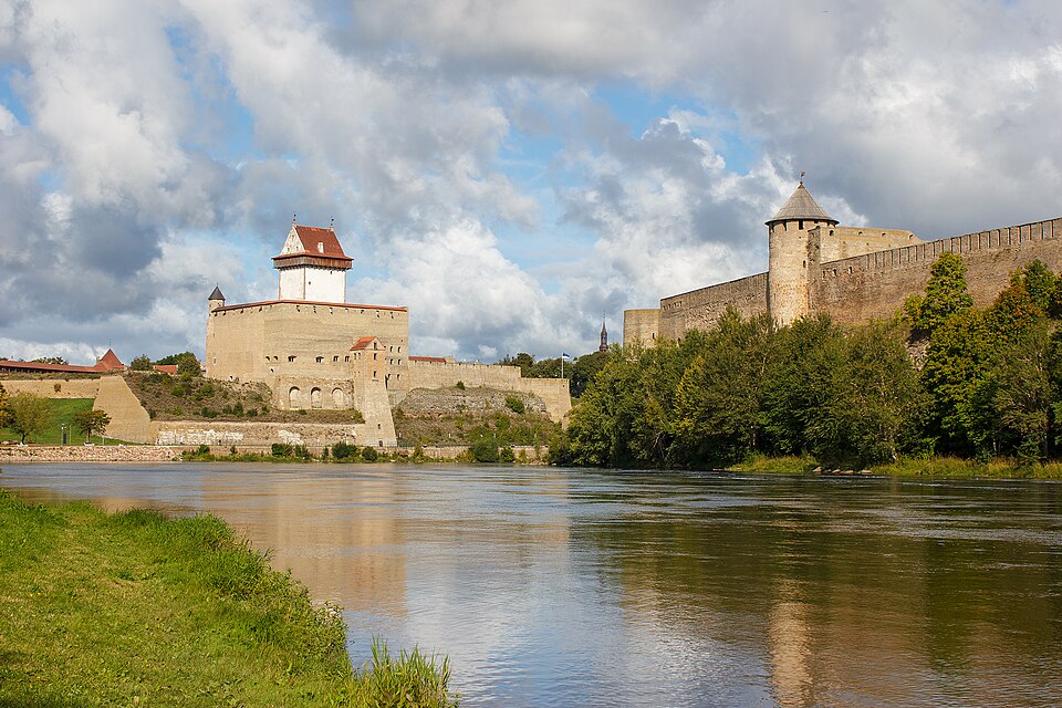 Narva — subscription and membership platforms for local businesses