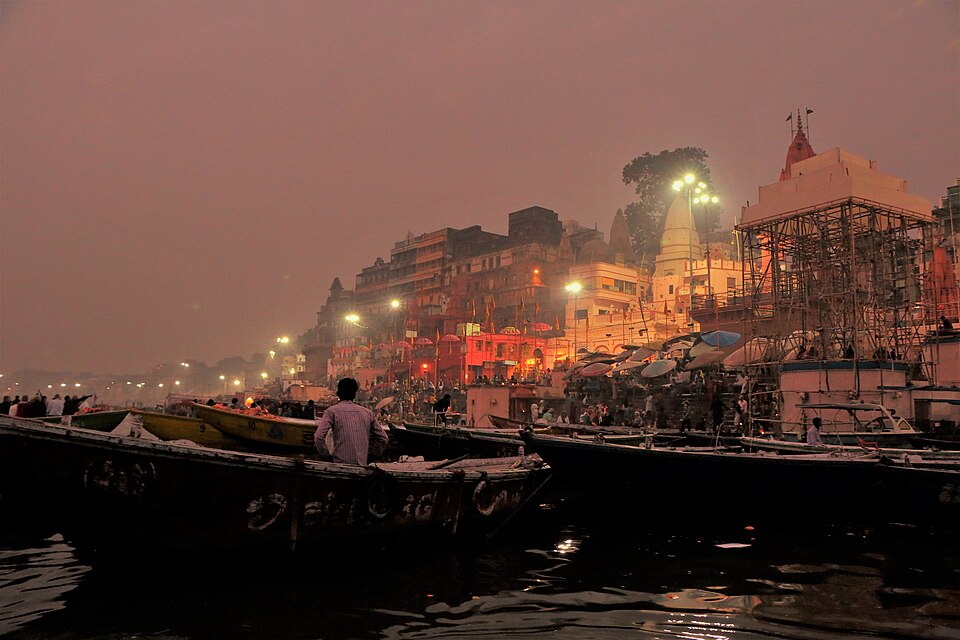 Varanasi — manufacturer and distributor portals for local businesses