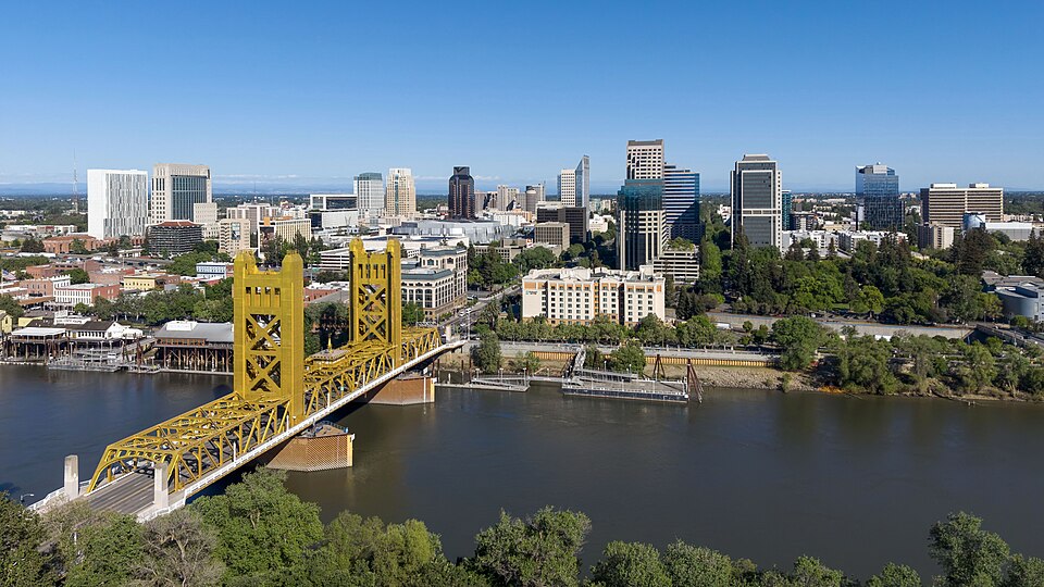 Sacramento — local market for online stores