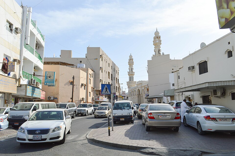 Muharraq — local market for mobile commerce apps