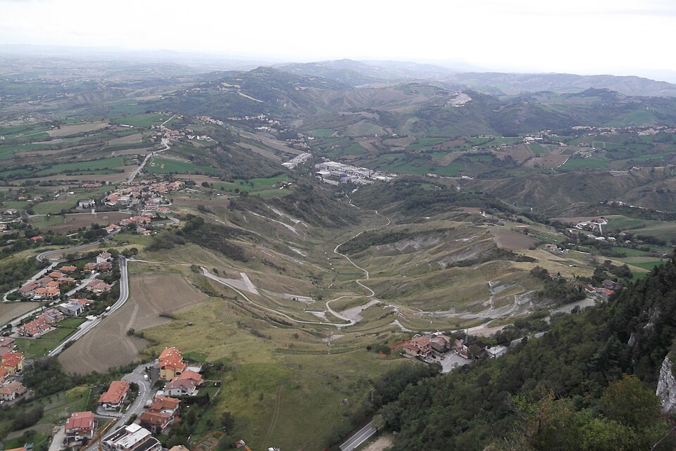 San Marino — local market for service booking platforms
