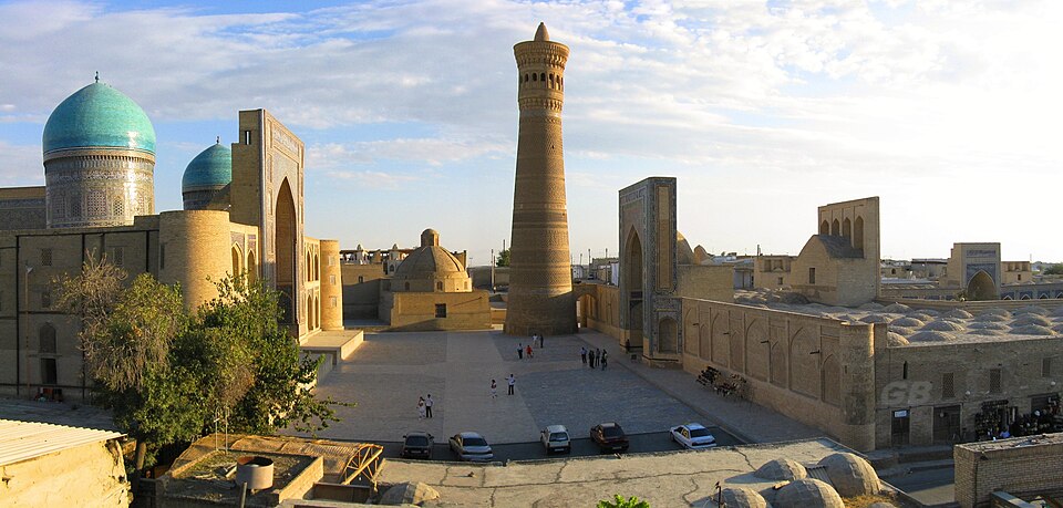 Bukhara — local market for online stores