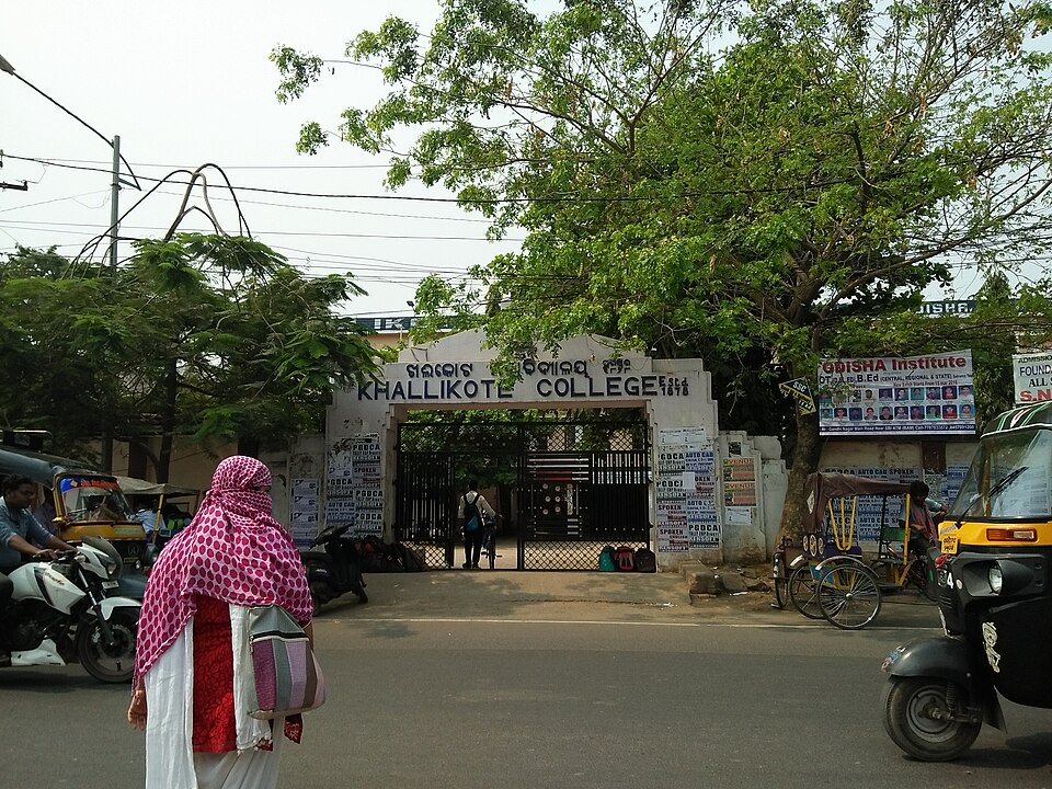 Berhampur — local market for online stores