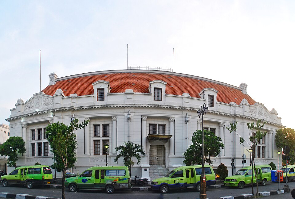 Surabaya — subscription and membership platforms for local businesses