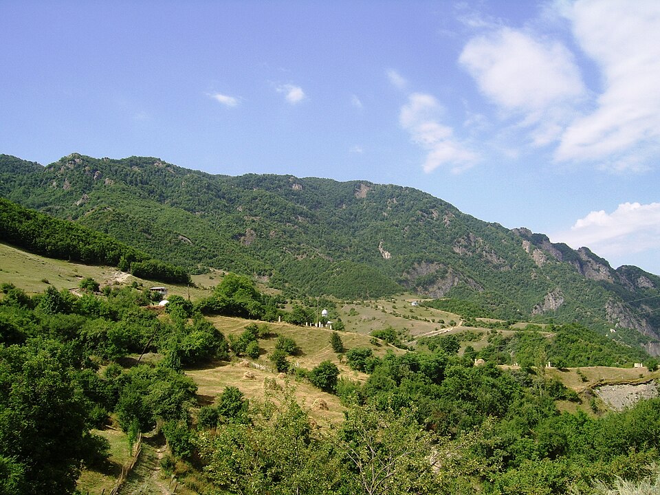 Azerbaijan — local market for B2B and wholesale portals
