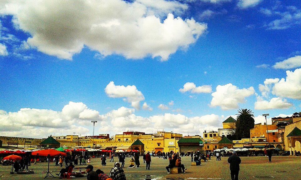 Meknes — local market for custom e-commerce platforms