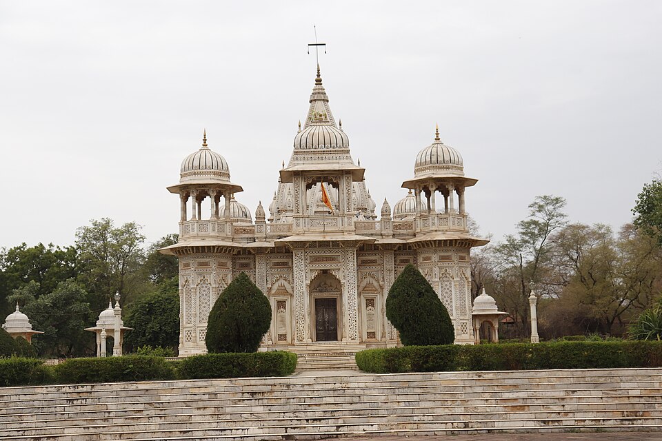 Shivpuri — local market for online stores
