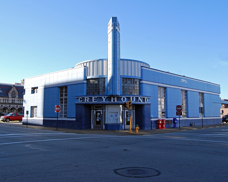 Evansville — manufacturer and distributor portals for local businesses