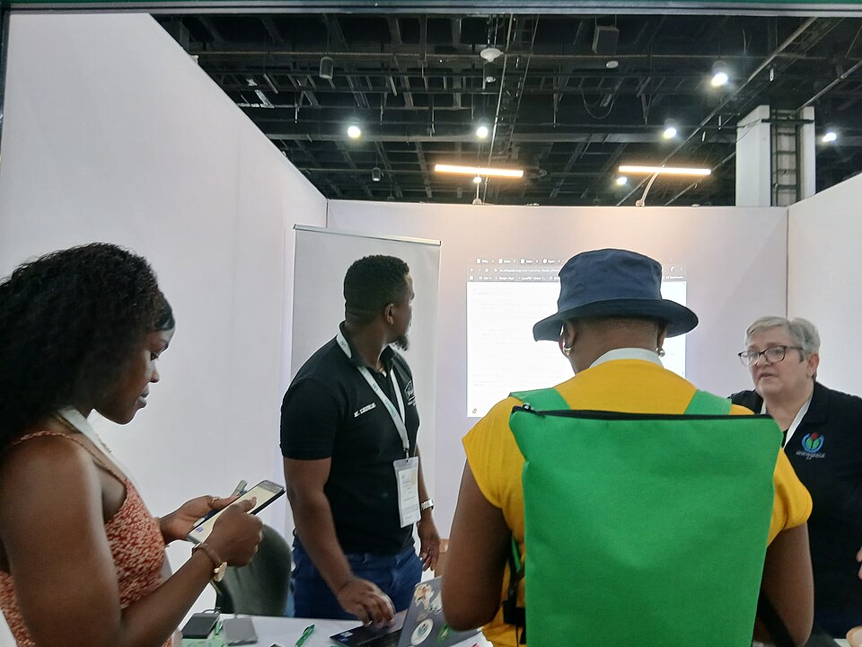 Sandton — manufacturer and distributor portals for local businesses