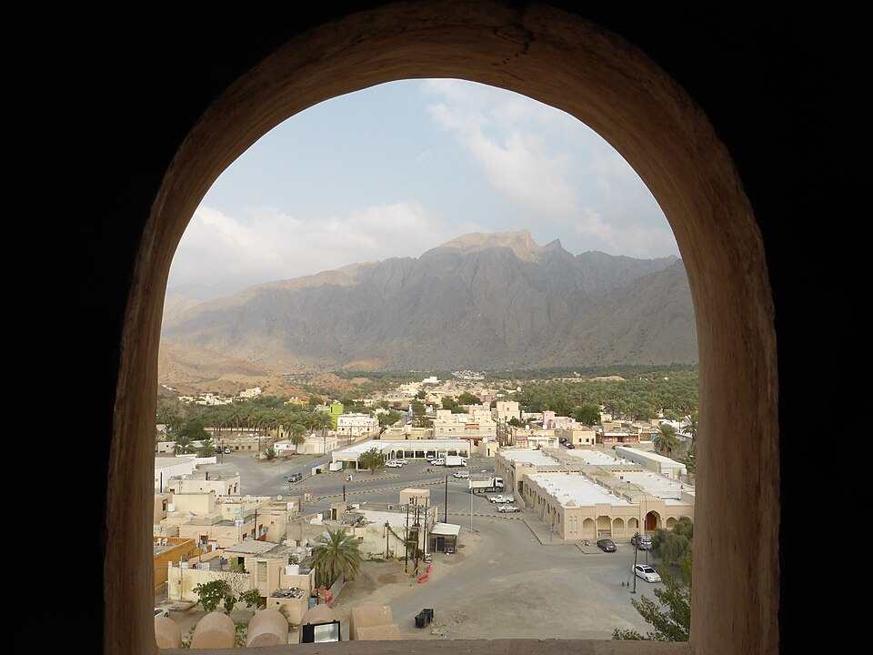 Rustaq — local market for international and multi-region stores