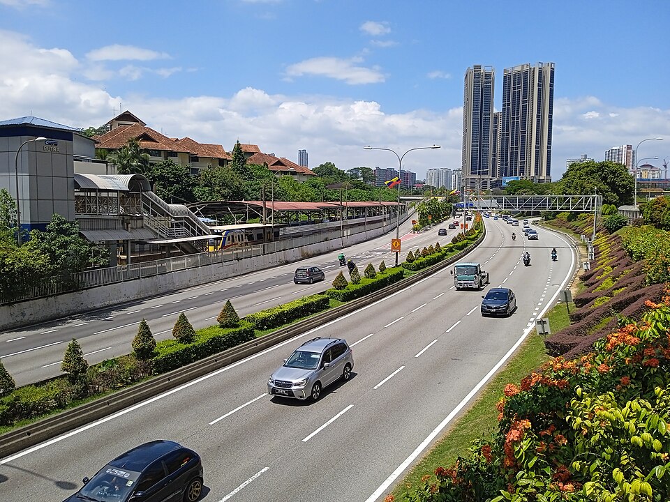 Kuching — multi-vendor marketplaces for local businesses