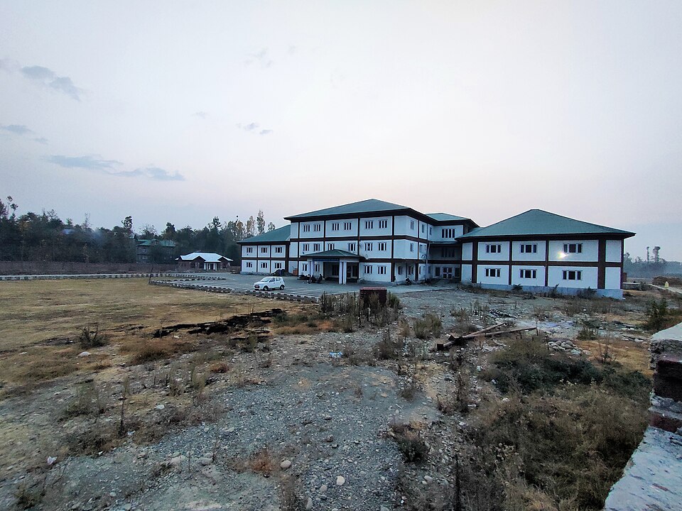 Anantnag — local market for manufacturer and distributor portals