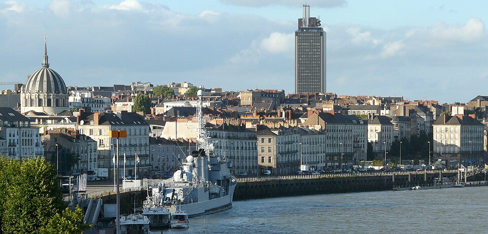 Nantes — local market for online stores