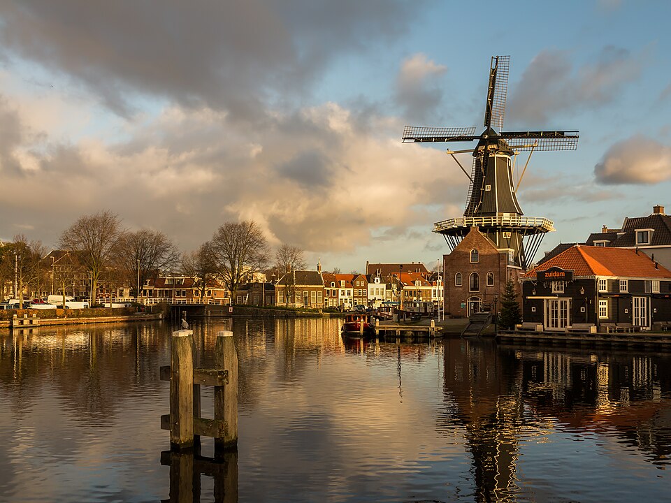 Haarlem — local market for manufacturer and distributor portals
