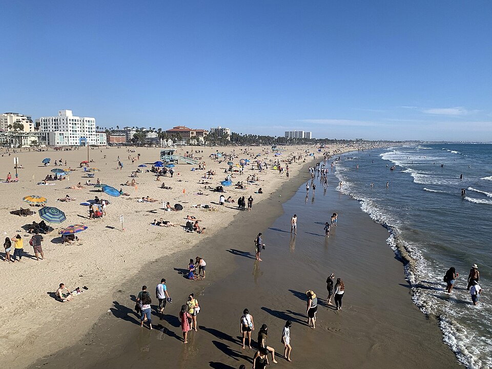 Santa Monica — custom e-commerce platforms for local businesses