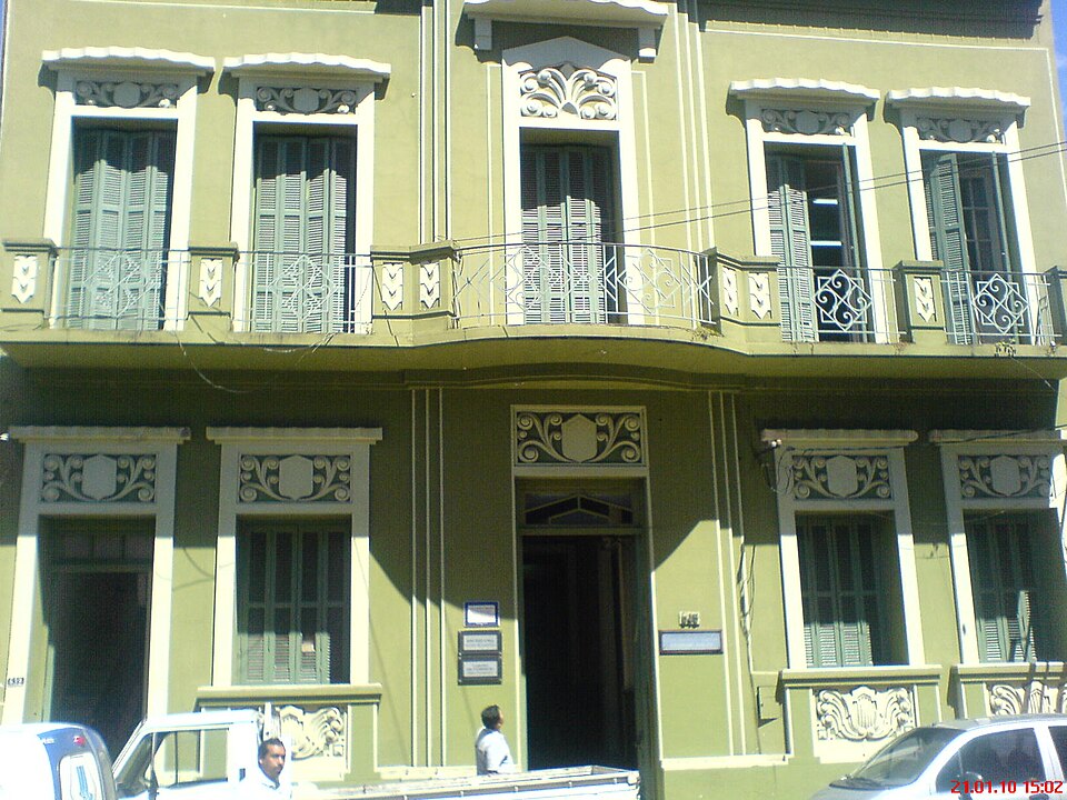 Asunción — local market for international and multi-region stores