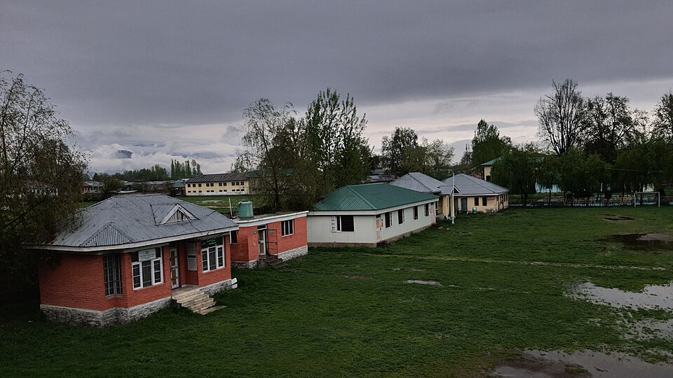 Sopore — manufacturer and distributor portals for local businesses