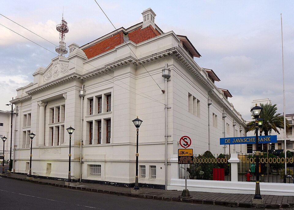 Surabaya — local market for international and multi-region stores