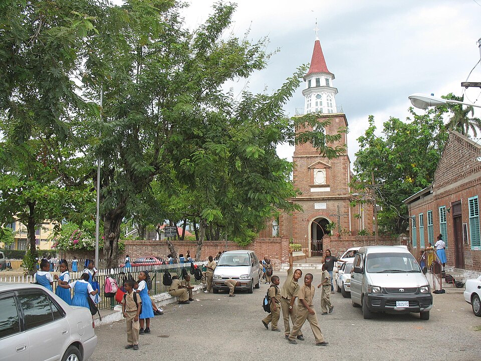 Spanish Town — local market for online stores