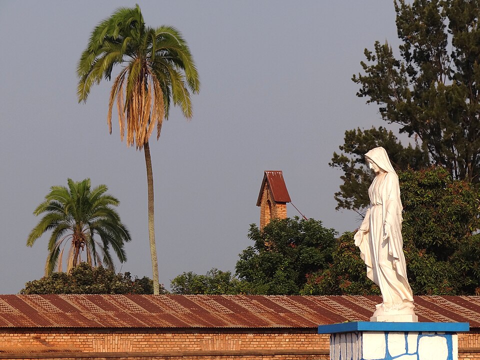 Huye — local market for multi-vendor marketplaces