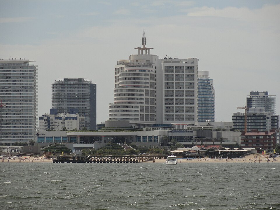 Punta del Este — local market for manufacturer and distributor portals