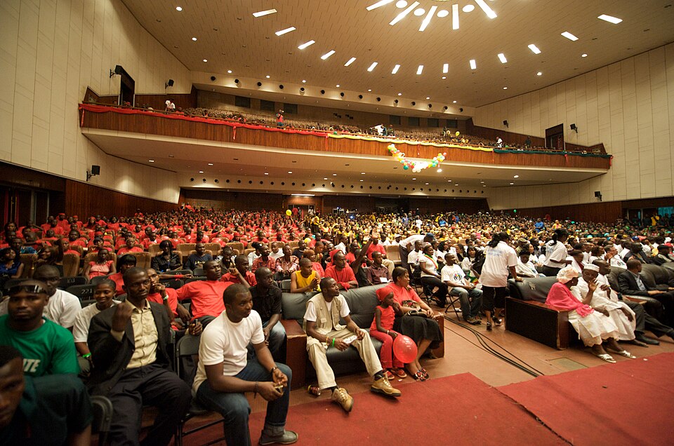 Conakry — local market for subscription and membership platforms