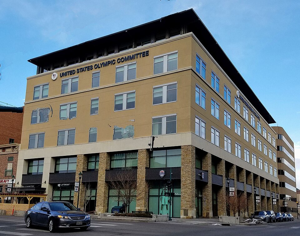Colorado Springs — subscription and membership platforms for local businesses