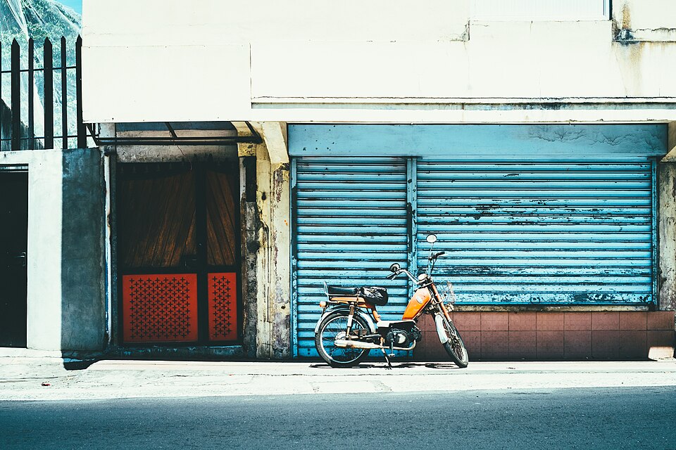 Vacoas-Phoenix — local market for B2B and wholesale portals