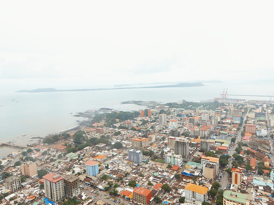 Conakry — local market for B2B and wholesale portals