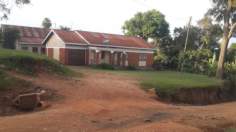 Gulu — manufacturer and distributor portals for local businesses