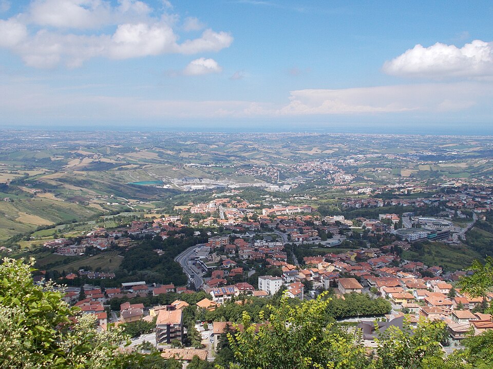 San Marino — B2B and wholesale portals for local businesses