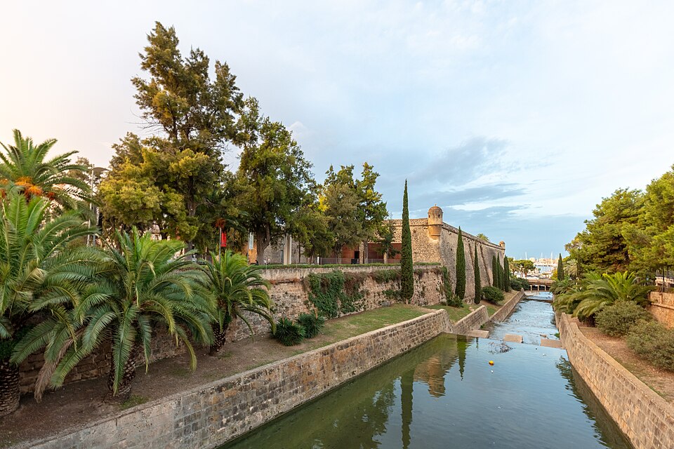 Palma de Mallorca — service booking platforms for local businesses