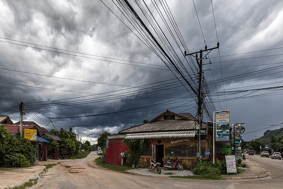 Savannakhet — international and multi-region stores for local businesses