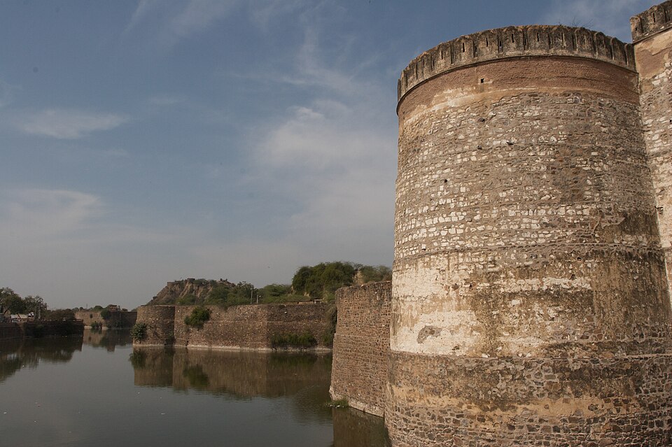Bharatpur — local market for service booking platforms