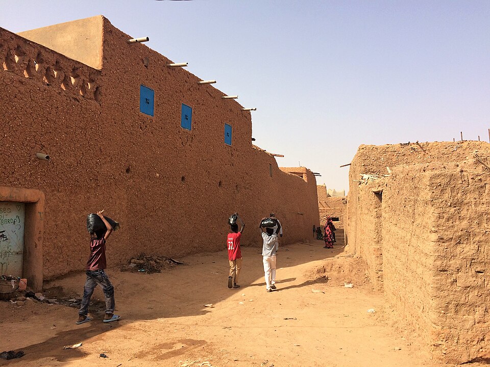 Agadez — custom e-commerce platforms for local businesses