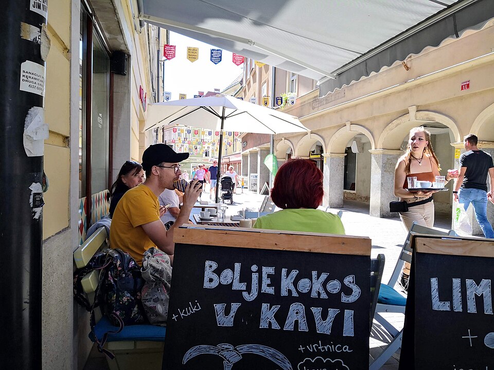 Celje — local market for custom e-commerce platforms