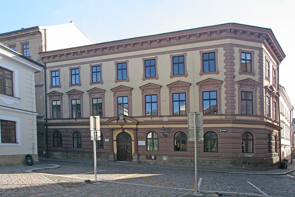 Hradec Králové — service booking platforms for local businesses