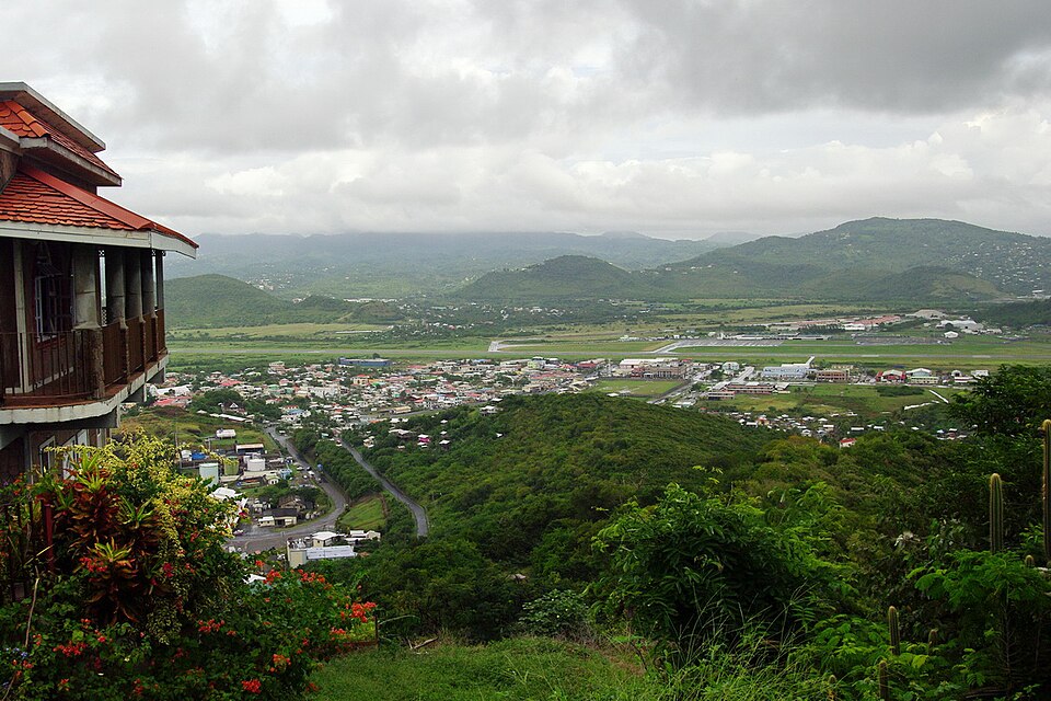 Vieux Fort — local market for online stores