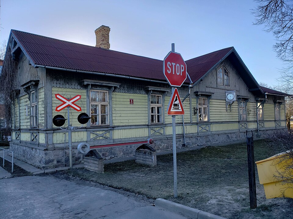 Jelgava — local market for mobile commerce apps