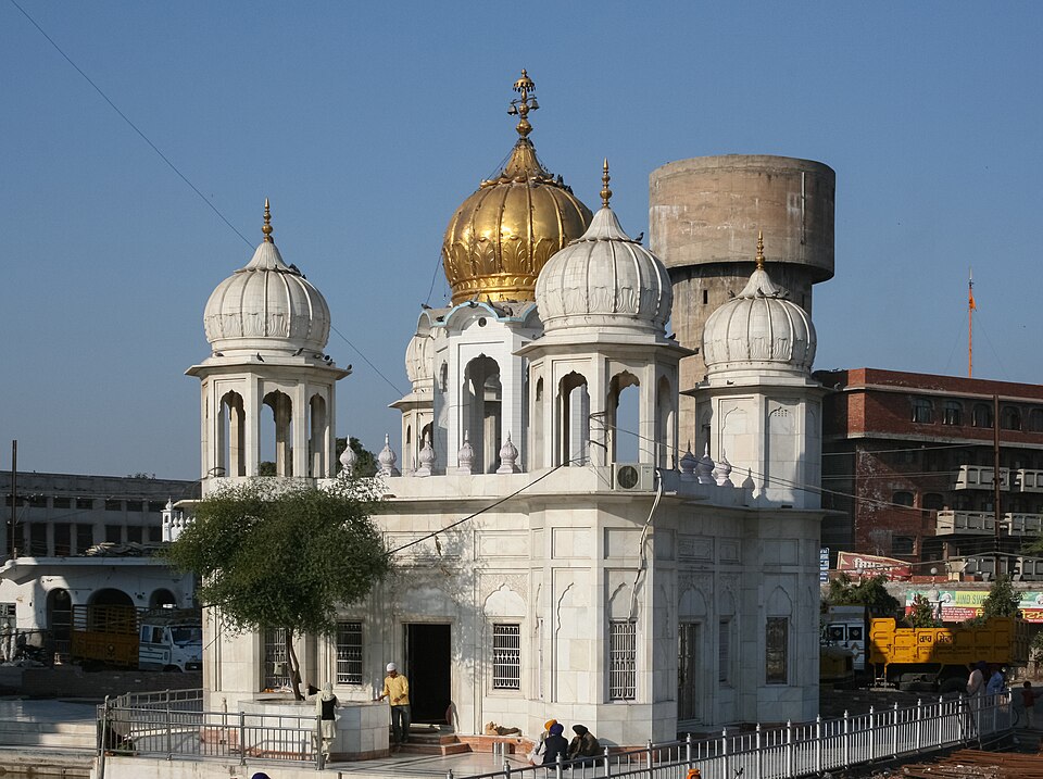 Amritsar — local market for service booking platforms