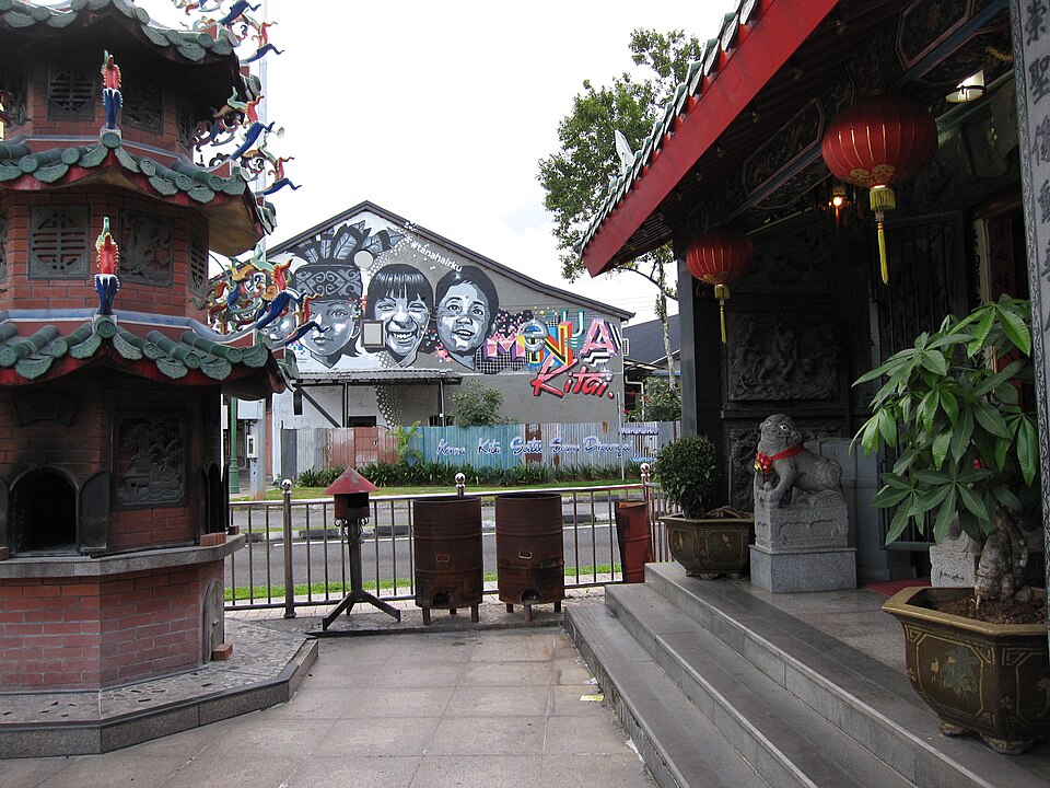 Kuching — local market for B2B and wholesale portals