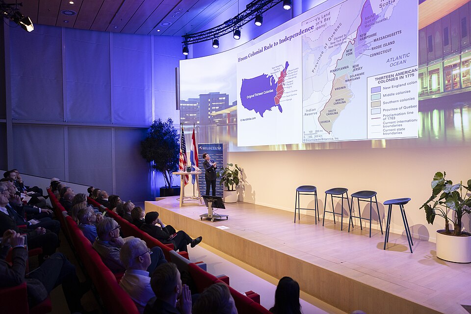 Eindhoven — manufacturer and distributor portals for local businesses