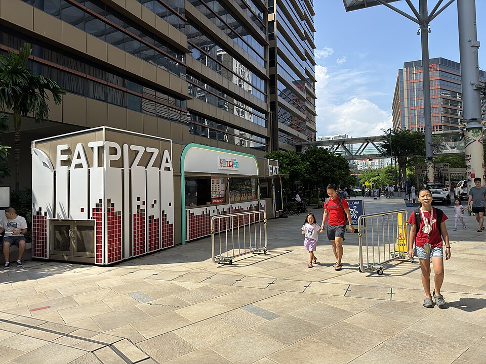 Paya Lebar — local market for mobile commerce apps