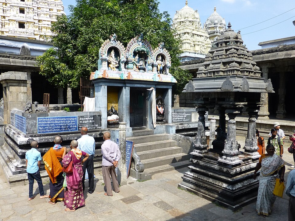Kanchipuram — service booking platforms for local businesses