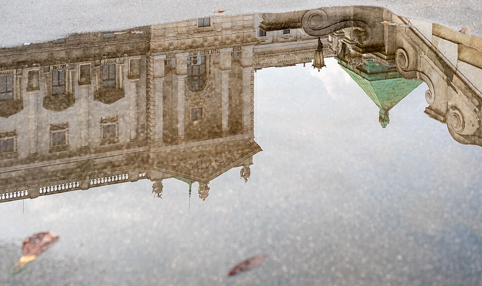 Vienna — B2B and wholesale portals for local businesses