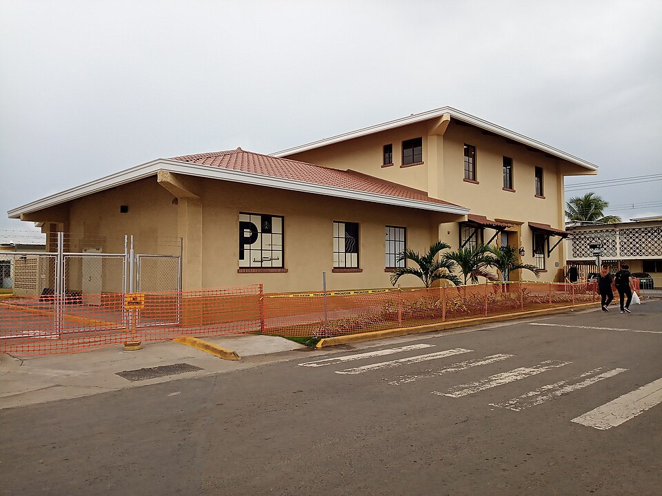 Santiago de Veraguas — local market for manufacturer and distributor portals